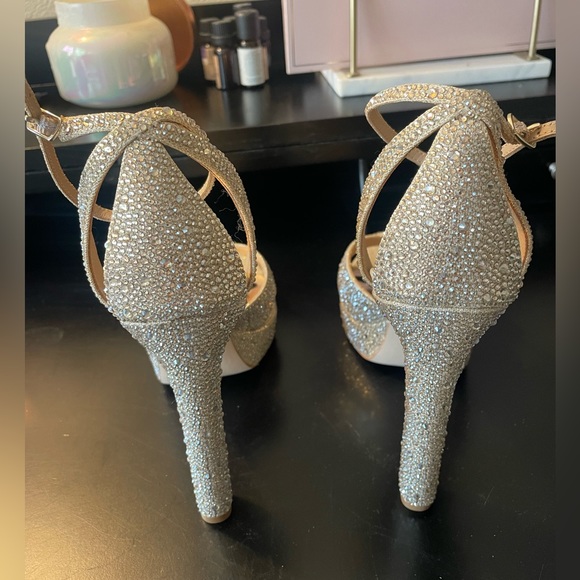 NWT Badgley Mischka Fizzy Fantastic Rhinestone Bejeweled Platform - Picture 7 of 12